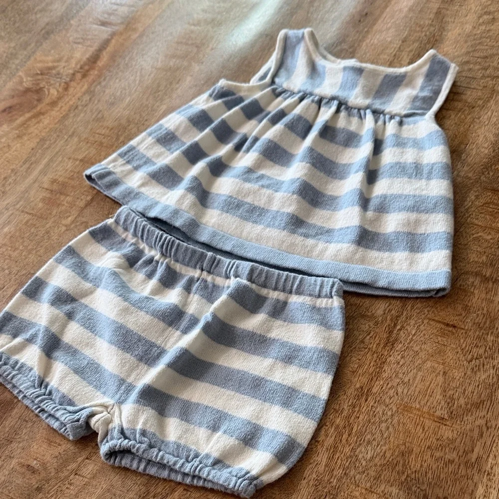 Baby GAP striped set